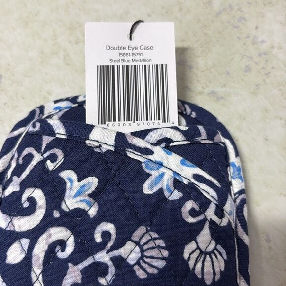 NWT Vera Bradley Steel Blue Medallion Double Eye case - Picture 3 of 4